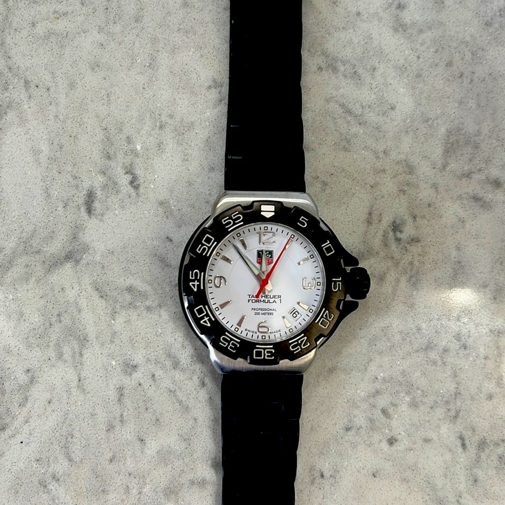 Tag Heuer Swiss Formula one design.